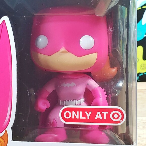 Funko PoP DC Heroes BATGIRL #363 Target Exclusive Vinyl Figure + Protector - Picture 9 of 9